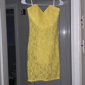 Bebe yellow floral print  midi dress size 4
